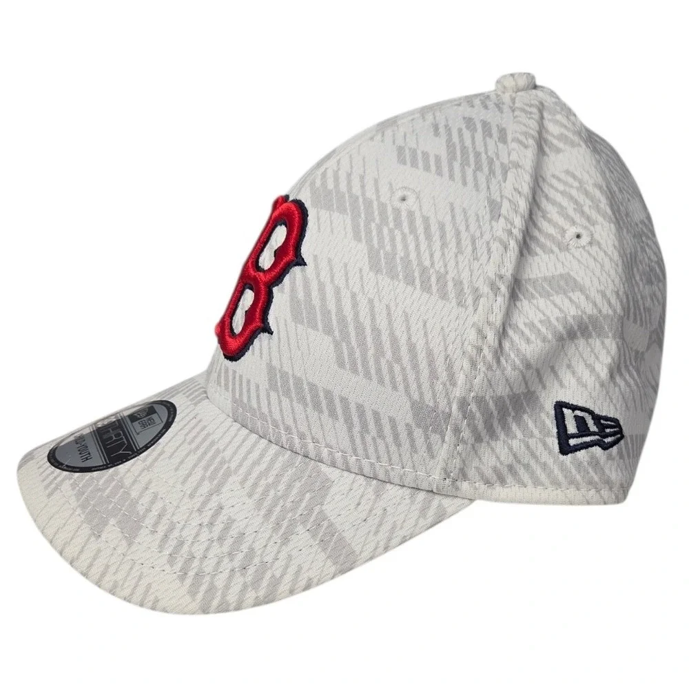 Boston Red Sox New Era 39THIRTY‎ CHILD YOUTH Stretch Fit Hat White Gray MLB NEW